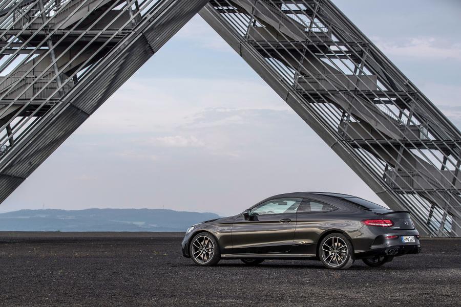  Mercedes-AMG C43 4Matic Coupe (C205) 2018 года  (WW) (фото 45 из 49)